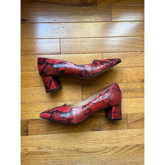 Shoe the Bear Snake Heels - Picture 2 of 4